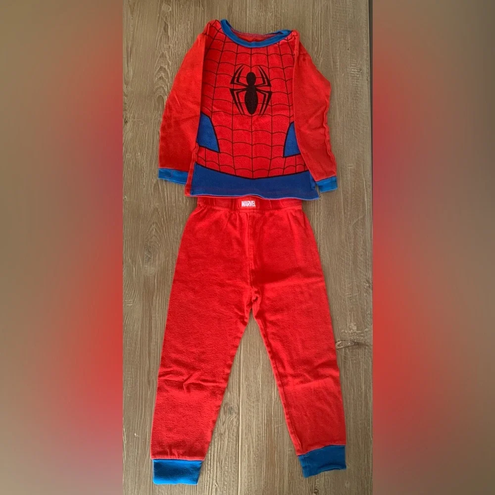 5 Sets of Colorful Kids' Graphic Pajama Sets - Picture 8 of 11